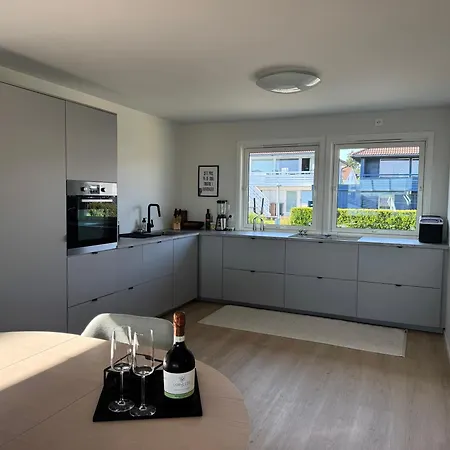 Renovated Family With Jacuzzi Holiday home Sandnes (Rogaland)